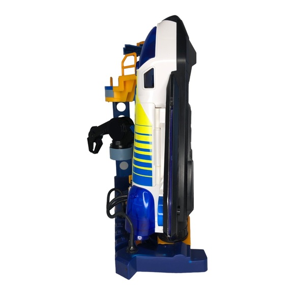 Imaginext Space Shuttle and Tower Launch Pad Play Set - Picture 3 of 15